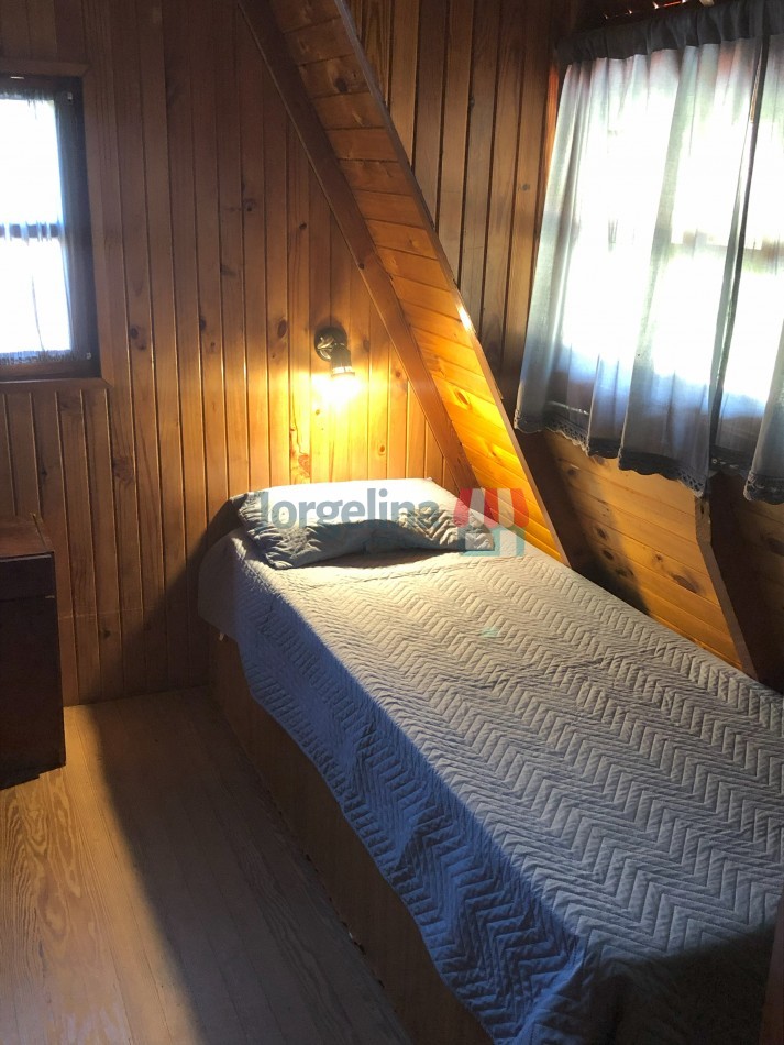 Casa Alpina A Pocas Cuadras de la playa- Mar de Ostende- Pinamar