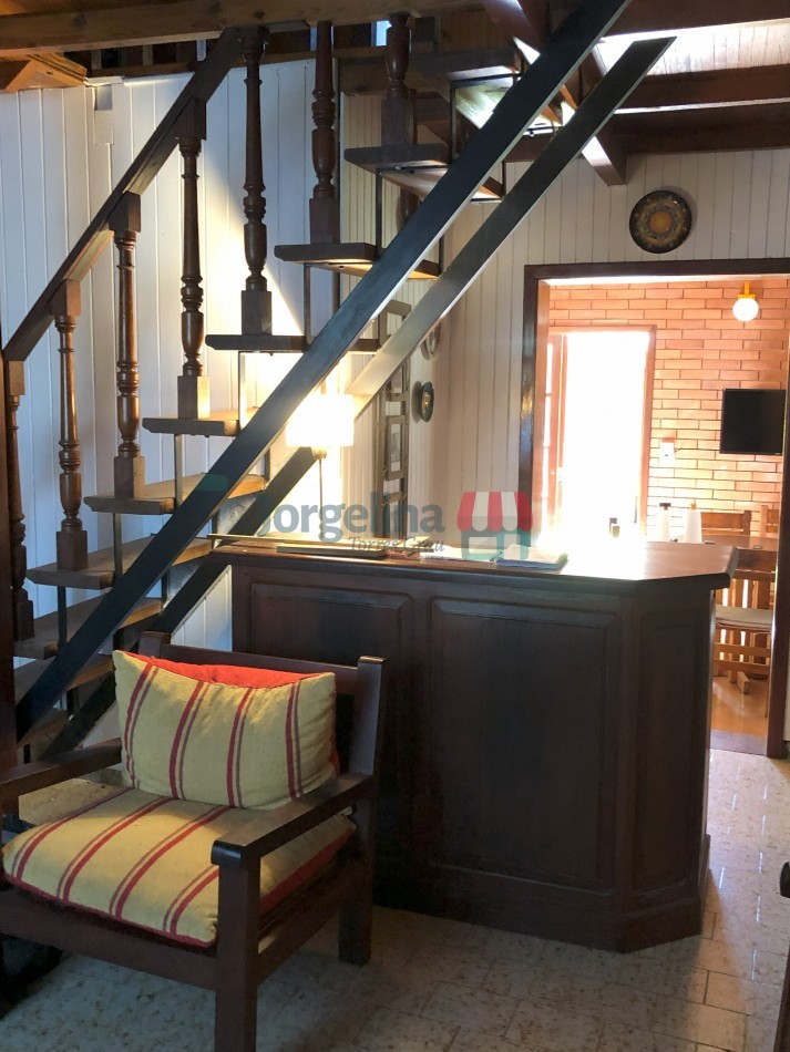 Casa Alpina A Pocas Cuadras de la playa- Mar de Ostende- Pinamar