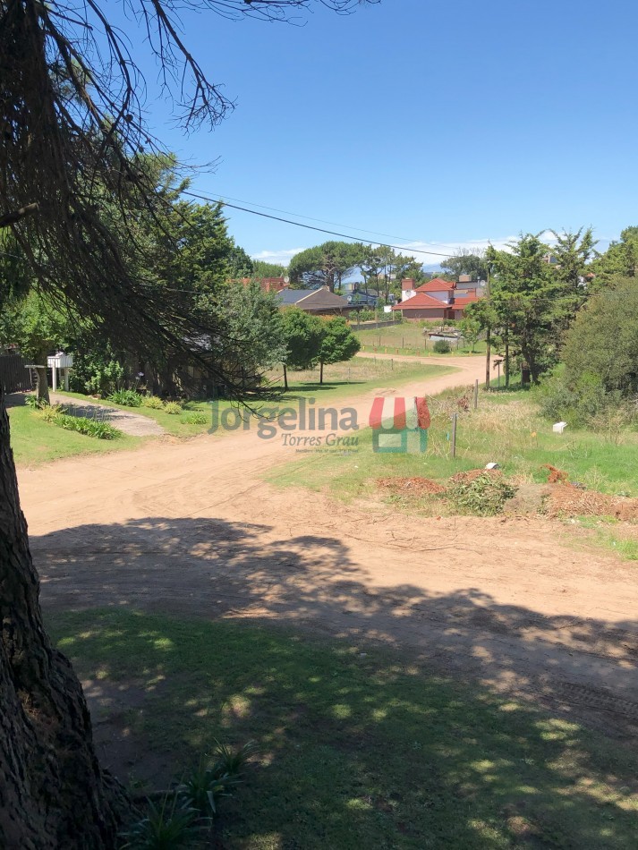 Casa Alpina A Pocas Cuadras de la playa- Mar de Ostende- Pinamar