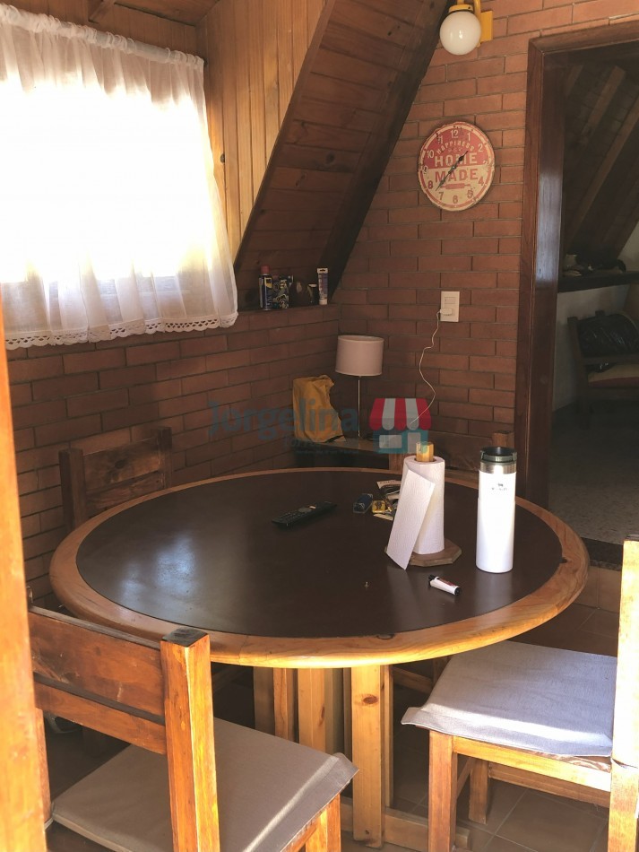 Casa Alpina A Pocas Cuadras de la playa- Mar de Ostende- Pinamar